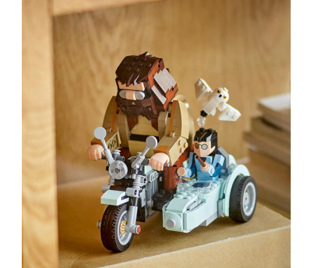 LEGO Harry Potter 76443 Przejażdżka motocyklowa Hagrida - 1284243 - zdjęcie 12